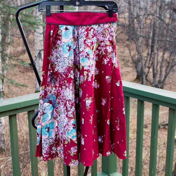 Vintage Dresses & Skirts - Vintage Floral Full A-Line Skirt Size 7/8